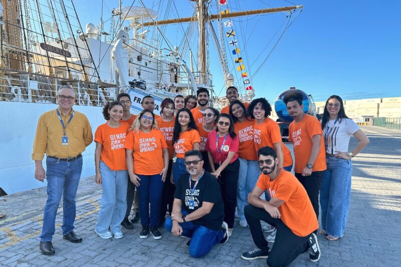 Alunos de TI do Senac Centro visitam Navio-Escola da Marinha Argentina Alunos de TI do Senac Centro visitam Navio-Escola da Marinha Argentina