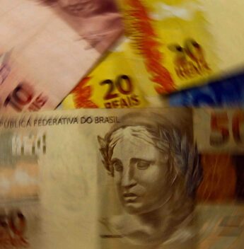 Pé-de-Meia alcançará quase 4 milhões de estudantes até setembro